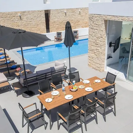 Vie Bleu * Protaras