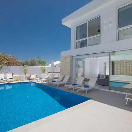 Villa Vie Bleu Protaras