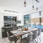 Vie Bleu Villa Protaras