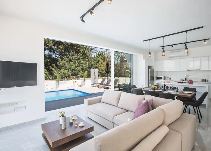 Vie Bleu Villa Protaras