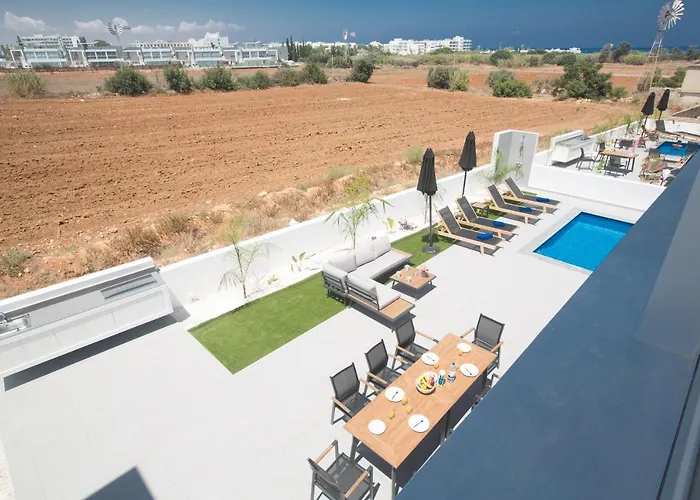 Vie Bleu Villa Protaras