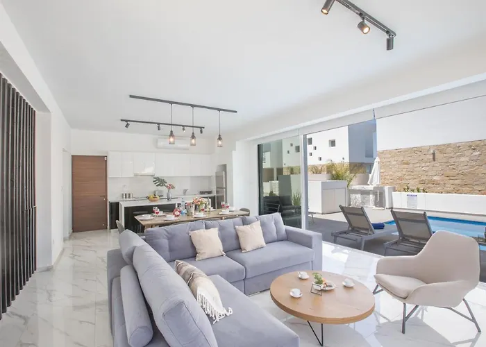 Vie Bleu Villa Protaras